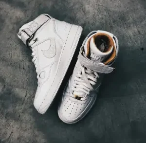 Nike Air White