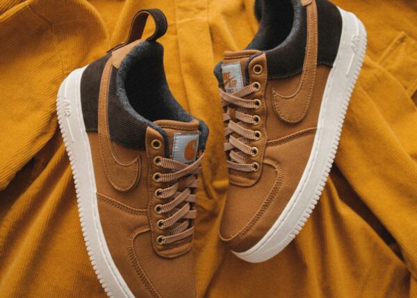 Nike Sneakers - Image 3
